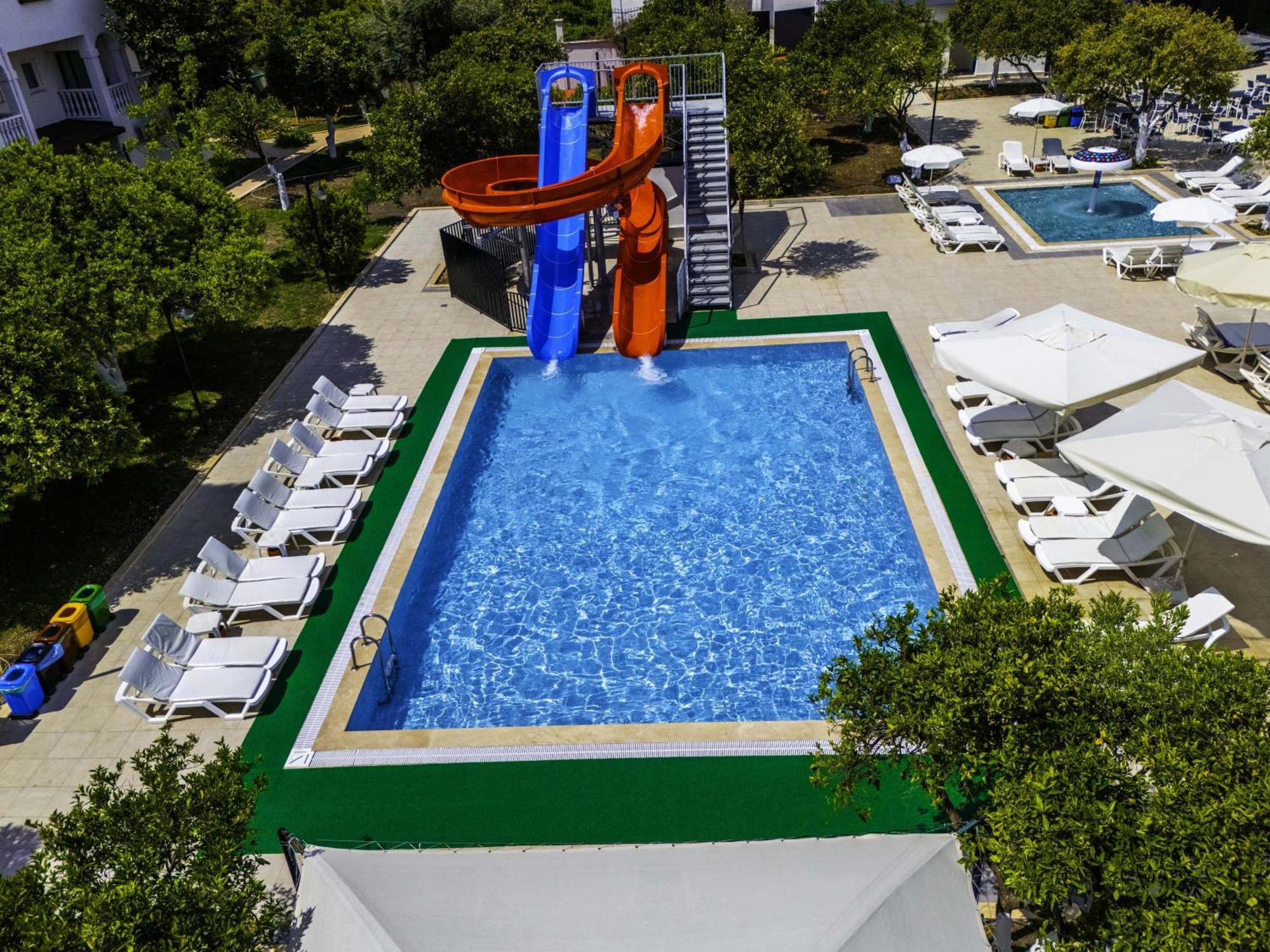 Отель Viking Garden 4*