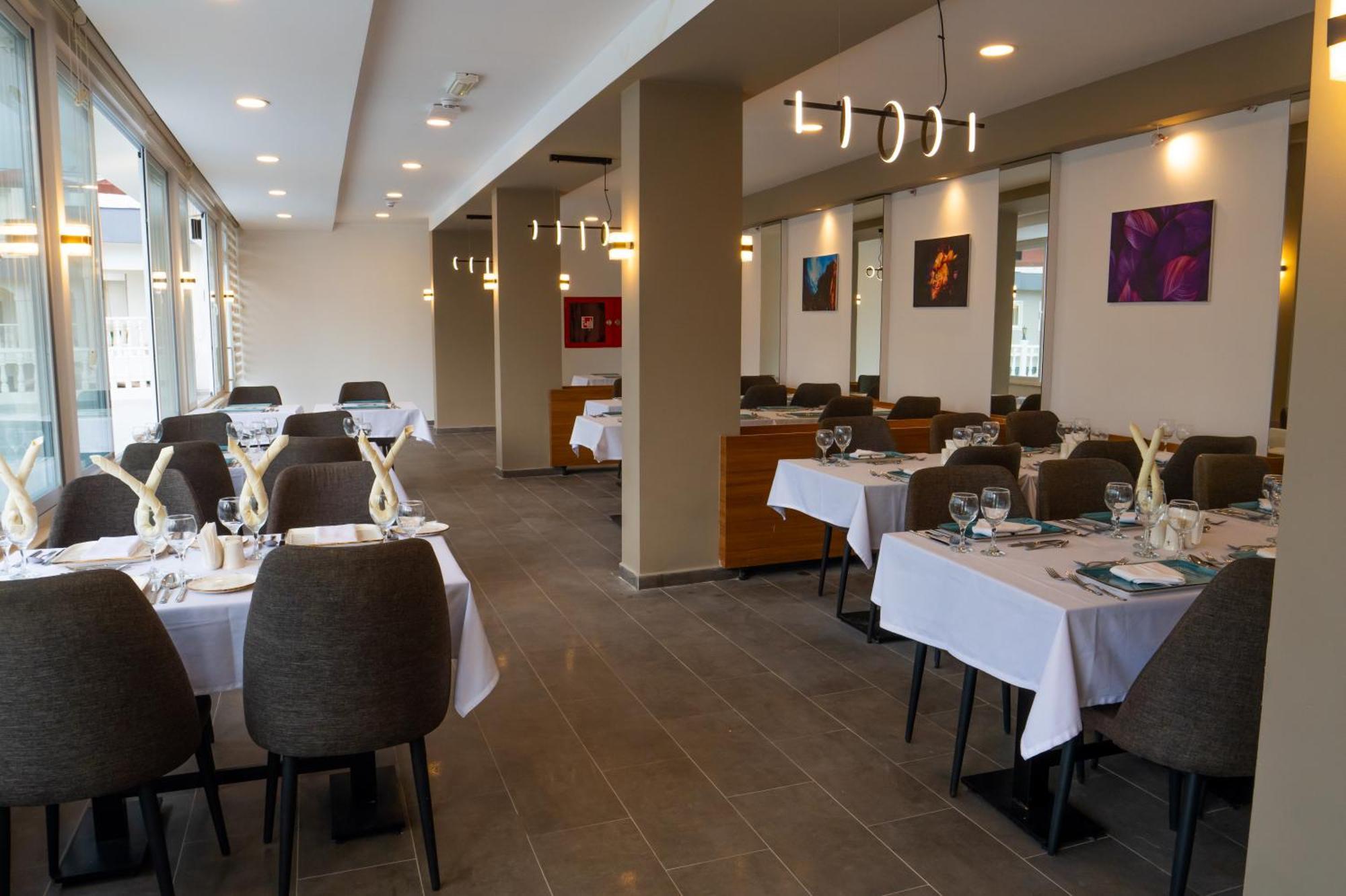 Viking Garden Отель 4*