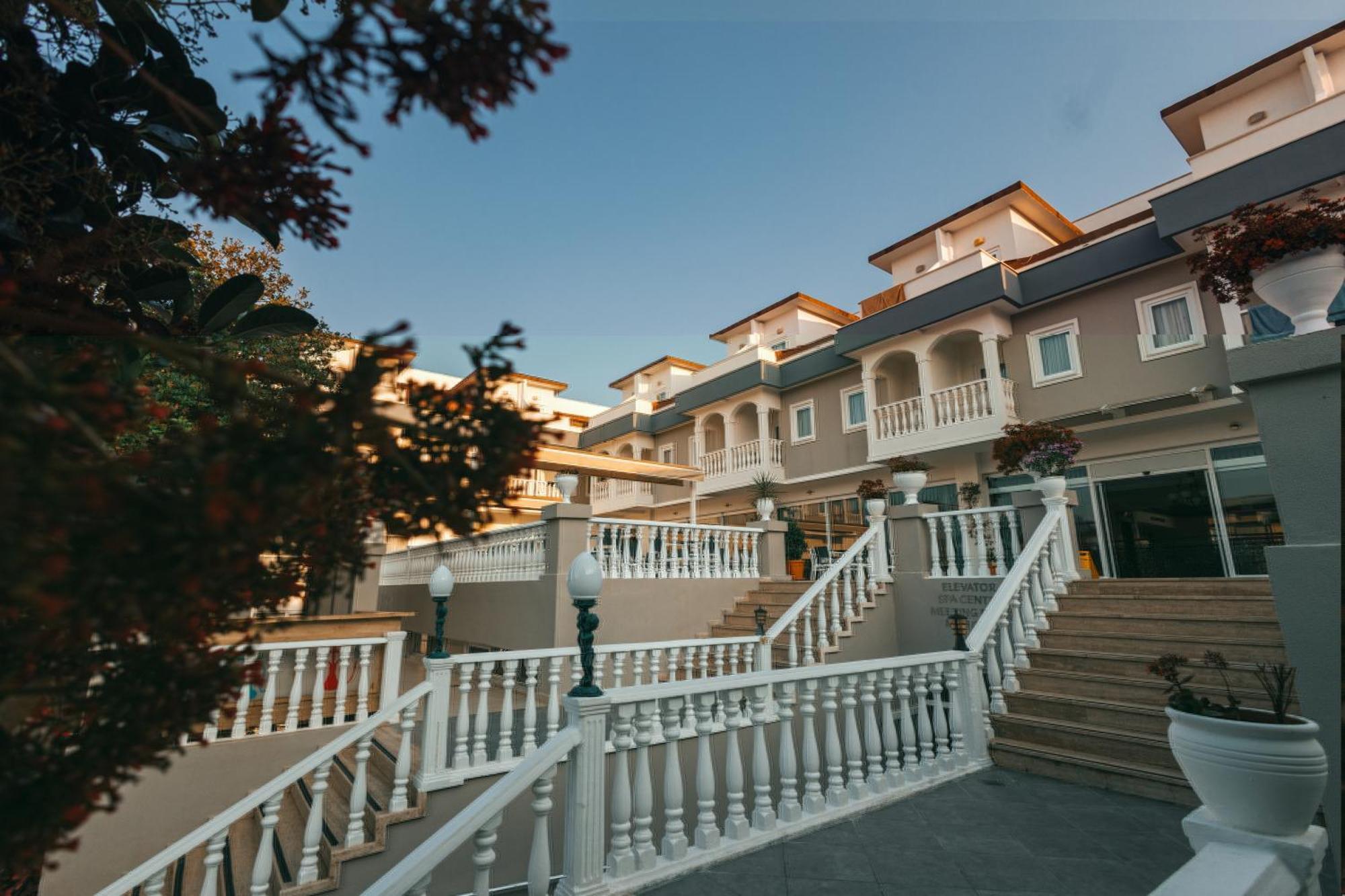 Viking Garden Otel