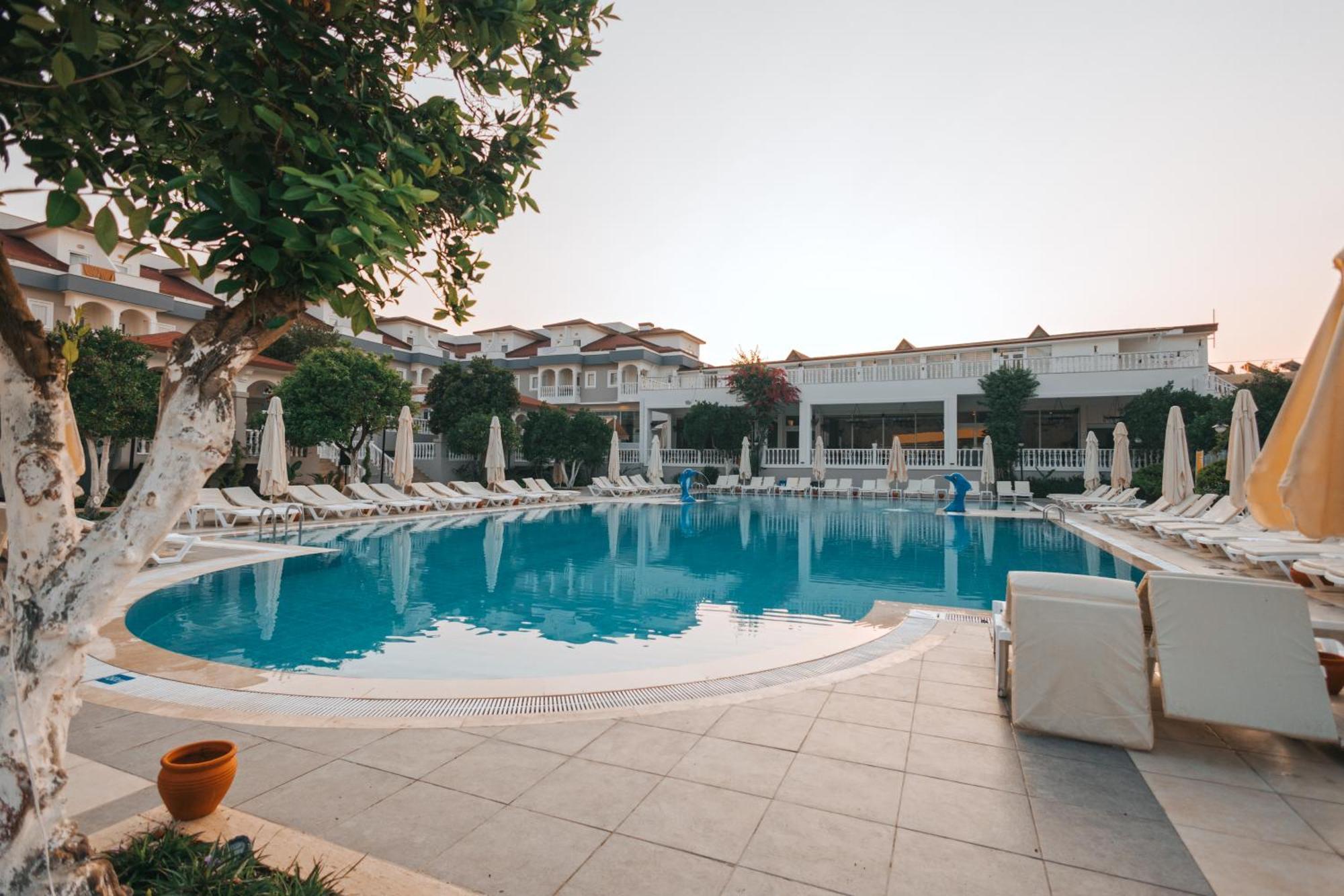 Viking Garden Hotel