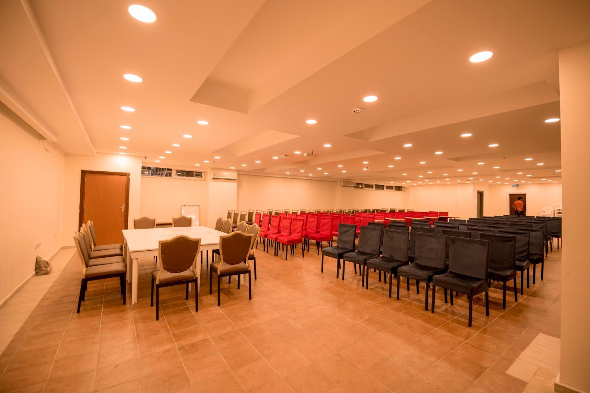 Viking Garden Hotel 4*